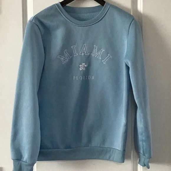 SHEIN Blue Crew Neck Sweater Soft Casual Style -Sz S - Picture 1 of 3